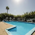 Angela Aparthotel