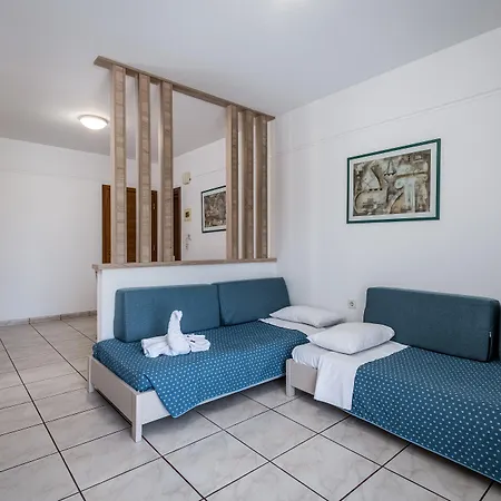 Apartmanhotel Angela 3*