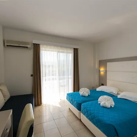 Angela Aparthotel