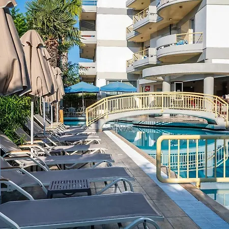 Angela Apartmanhotel