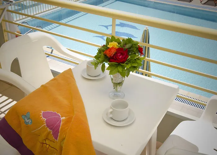 Apartahotel Angela Cos