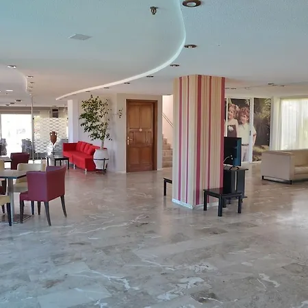 Angela İstanköy
